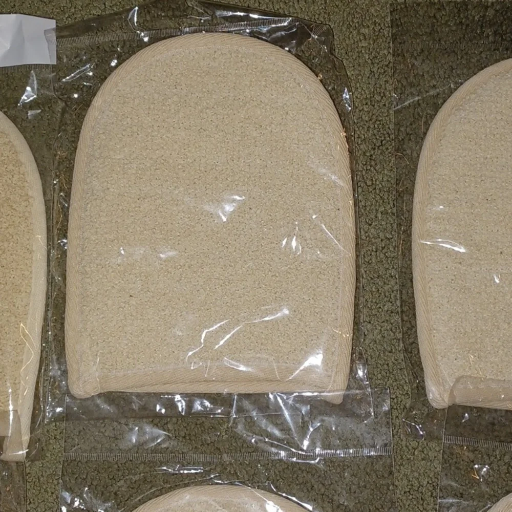 LOT of NIP Luffa Mitts and Soap Bags